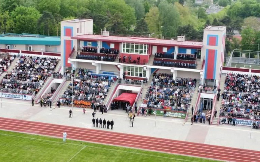 kak-vyglyadit-otkrytyj-posle-rekonstrukcii-stadion-v-baranovichakh-s-vysoty-ptichego-poleta_10.jpg