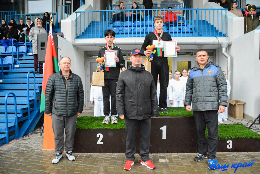 18-10-25-(13).jpg 18-10-25-(13).jpg