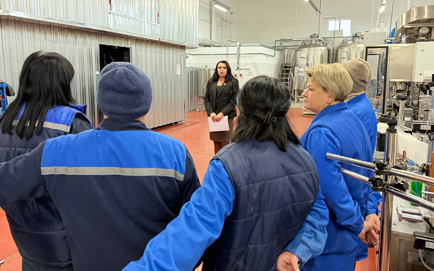 2025-12-04_14-55-55-(4).jpg 2025-12-04_14-55-55-(4).jpg