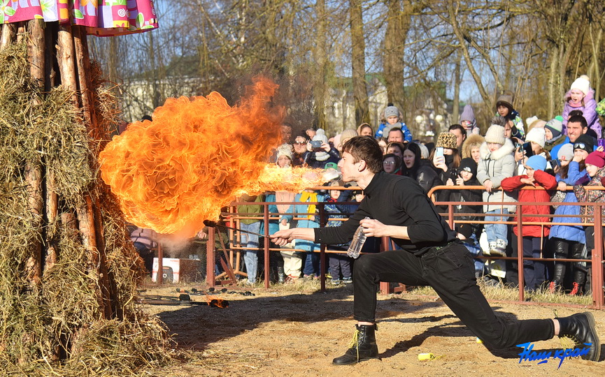 fire-show-maslenitsa-14.JPG