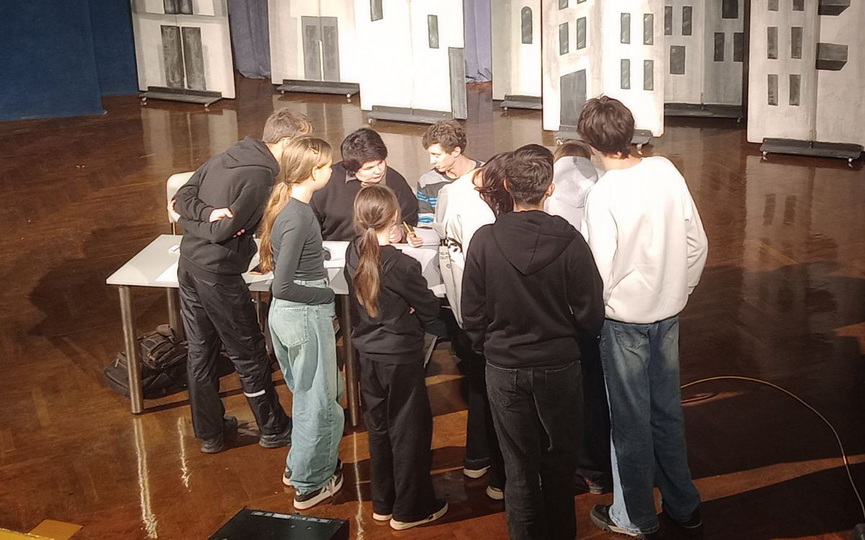 328-10-26.jpg 328-10-26.jpg