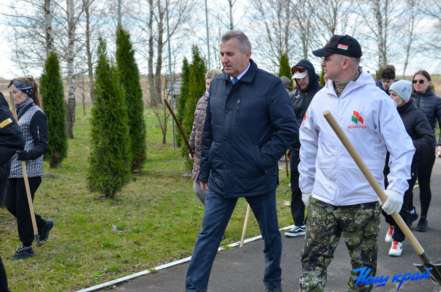 10-04-(4).jpg 10-04-(4).jpg