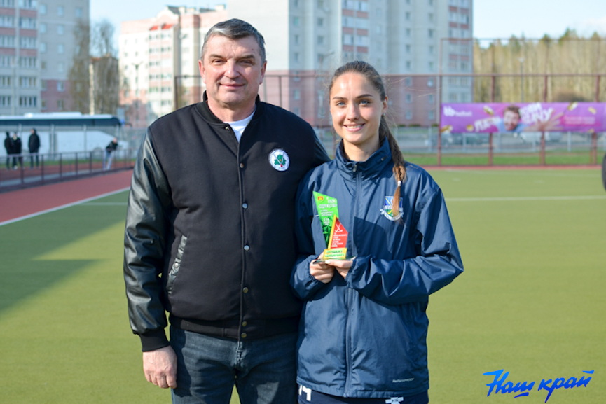 10_0004.jpg 10_0004.jpg