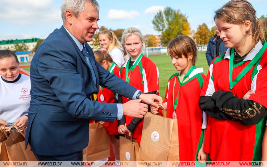 turnir-speshial-olimpiks-po-zhenskomu-futbolu-proshel-v-baranovichakh9.jpg