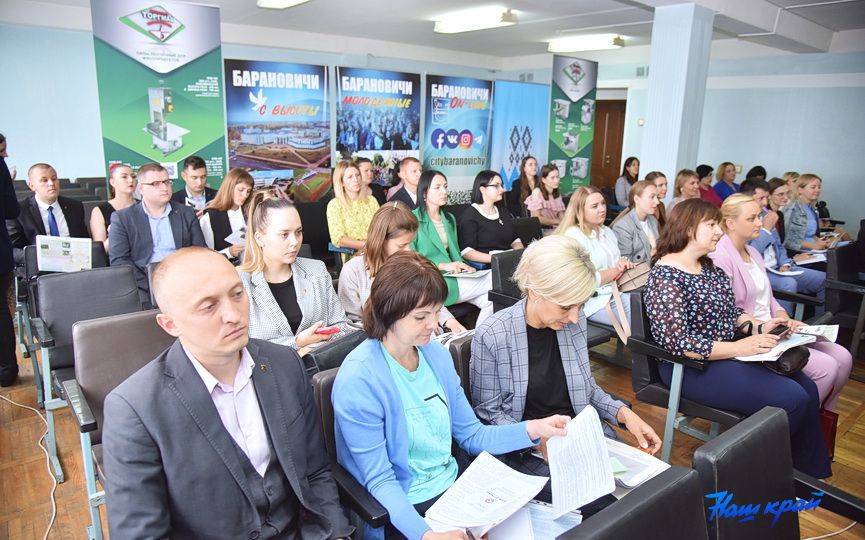 baranovichi-vstrechali-oblastnoj-seminar-_10.JPG