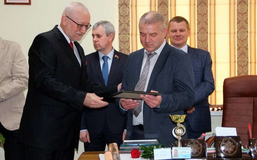 9-nagrady-20-03.jpg
