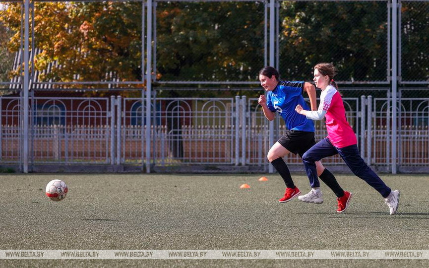 turnir-speshial-olimpiks-po-zhenskomu-futbolu-proshel-v-baranovichakh7.jpg