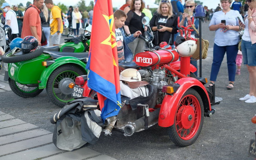 moto-retro-mchs_12.jpg