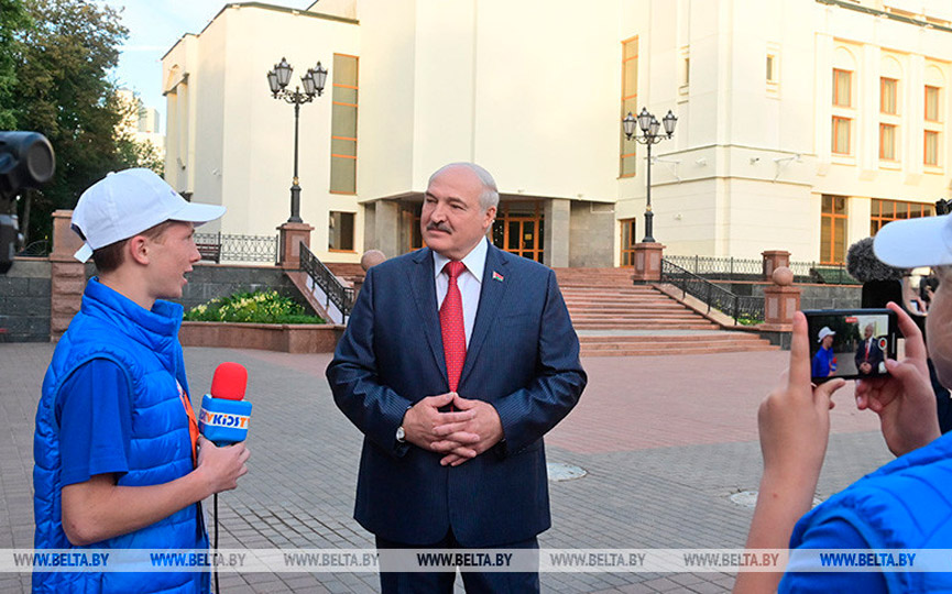 aleksandr-lukashenko-rasskazal-o-svoej-formule-uspekha.jpg