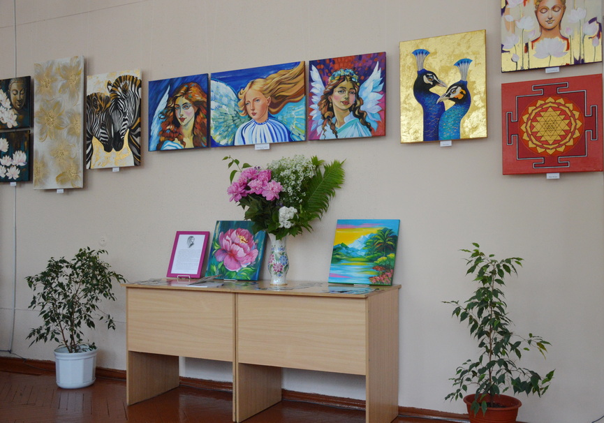vystavka-v-biblioteke_02.jpg