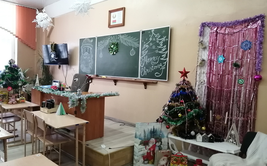 novogodnij-kalejdoskop-v-kolledzhe-stroitelej_3.jpg