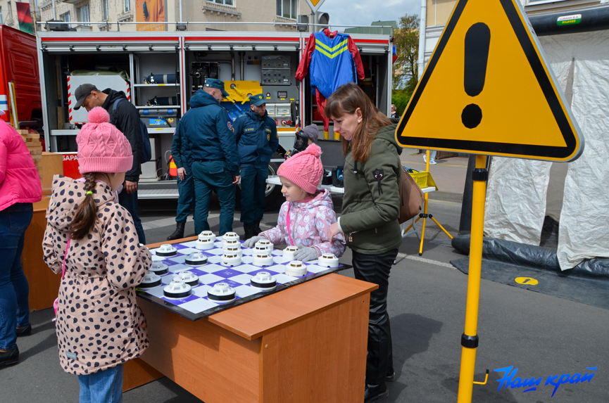 vystavka-spetstehniki-(5).jpg