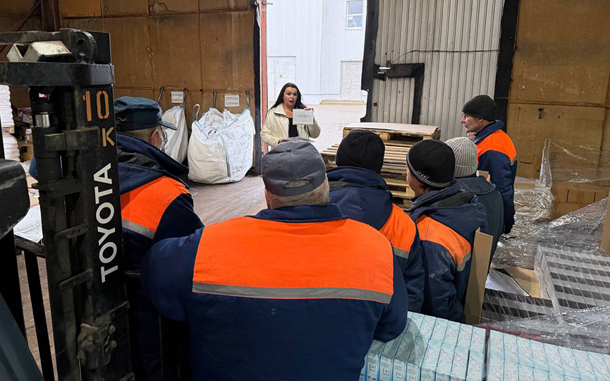 2025-12-04_14-55-55-(2).jpg 2025-12-04_14-55-55-(2).jpg