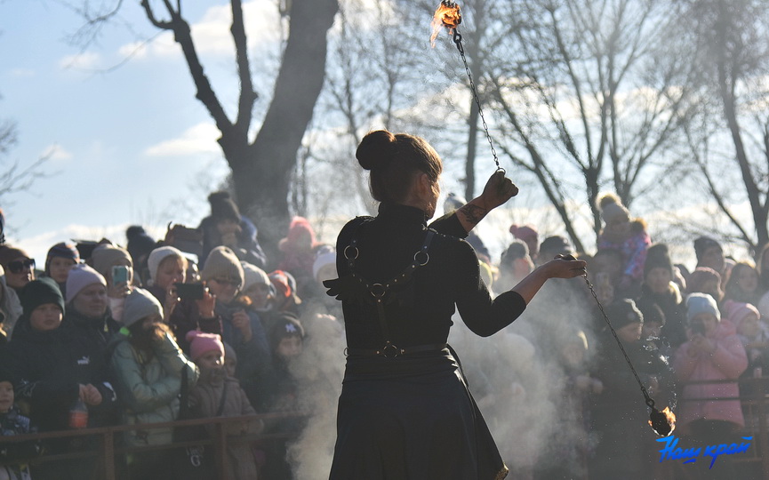 fire-show-maslenitsa-3.JPG