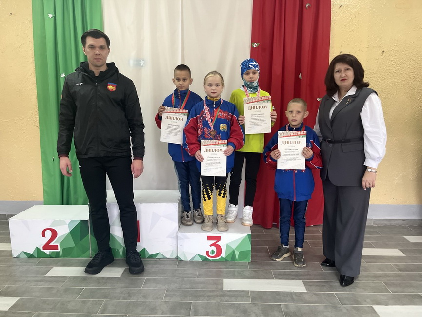 2025-11-01_11-41-17-(14).jpg 2025-11-01_11-41-17-(14).jpg