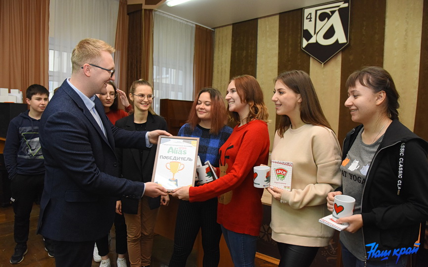 molodezh-3-11_12.jpg