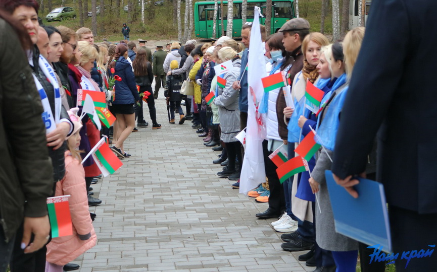 miting-8-05-02_12.jpg