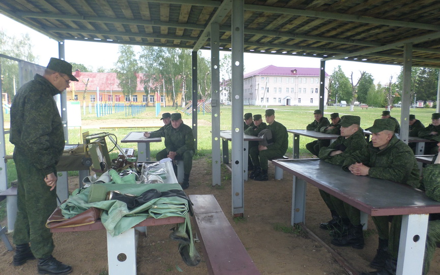 s-lichnym-sostavom-voennosluzhashchikh-85-j-brigady-svyazi-linejnoj-proveli-edinyj-den-bezopasnosti-voennoj-sluzhby-_6.JPG