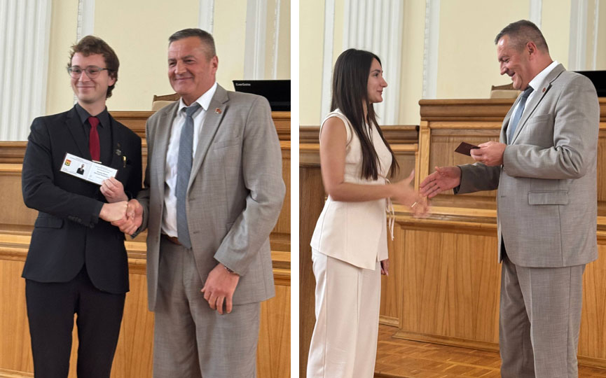 14-07-(2).jpg 14-07-(2).jpg