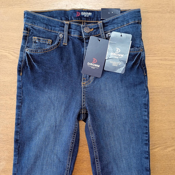 DiROMM JEANS.jpg