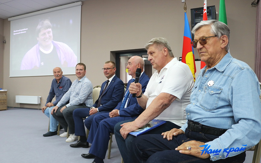 molodezhnyj-forum-10.JPG