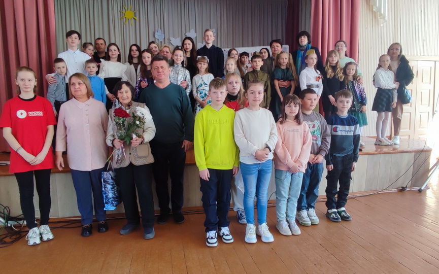 na-prazdnichnyj-koncert-v-ssh-3-goroda-baranovichi-byla-priglashena-uznica_10.jpg