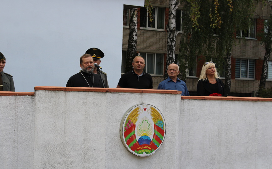 -miting-rekviem-v-pamyat-o-letchikakh-marfickom-i-zhuravleviche-proshel-v-baranovichakh_02.JPG