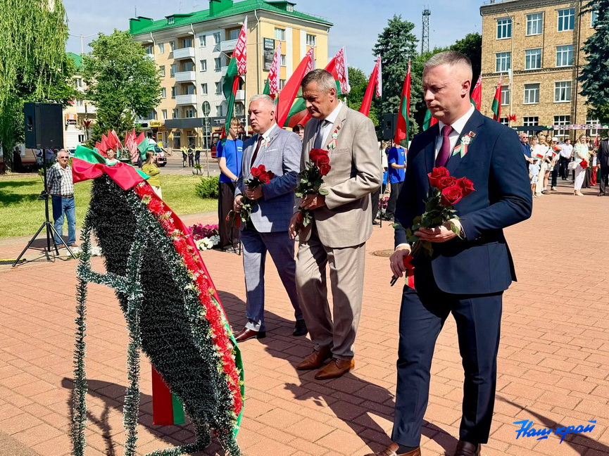 den-nezavisimosti-12).jpg den-nezavisimosti-12).jpg