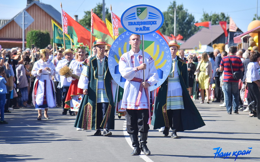 shestvie-kolonny-na-dozhinki-2022_41.JPG