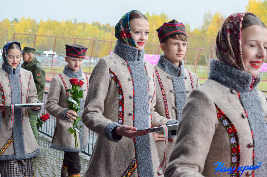 18-10-25-(2).jpg 18-10-25-(2).jpg