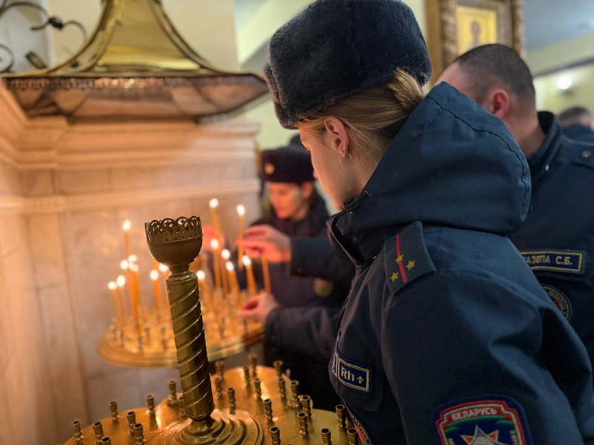 100018.jpg 100018.jpg