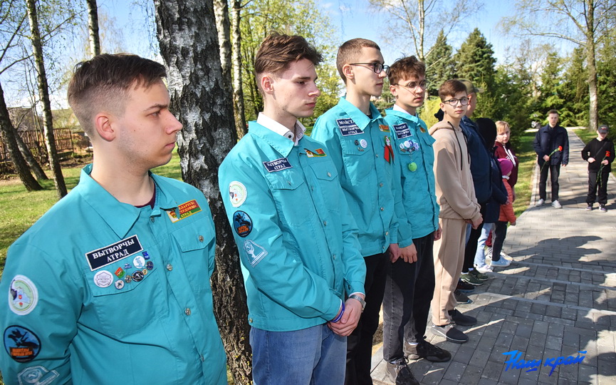 sokhranit-istoricheskuyu-pamyat-vot-nasha-zadacha- (1).JPG
