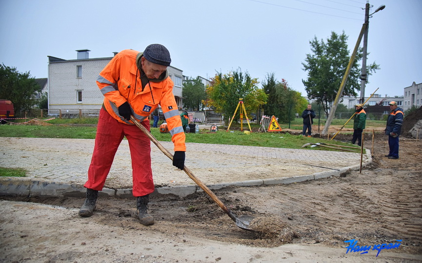 uluchshaetsya-transportnaya-infrastruktura-na-okrainnoj-ulice-baranovichej_6.JPG