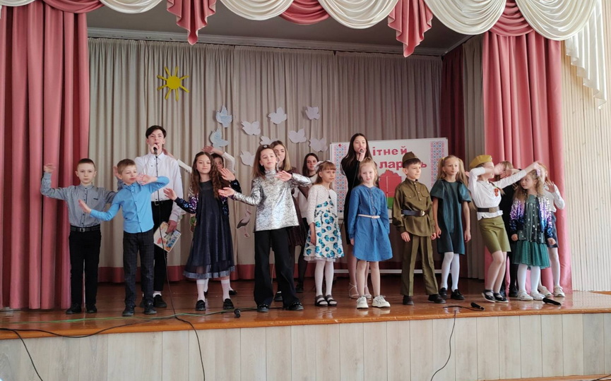 na-prazdnichnyj-koncert-v-ssh-3-goroda-baranovichi-byla-priglashena-uznica_12.jpg