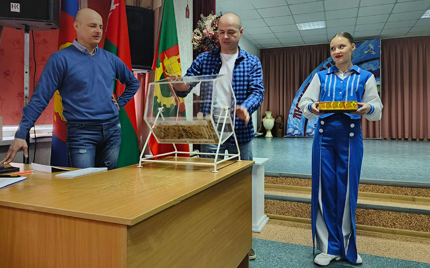 2026-02-06_18-37-19-(1).jpg 2026-02-06_18-37-19-(1).jpg