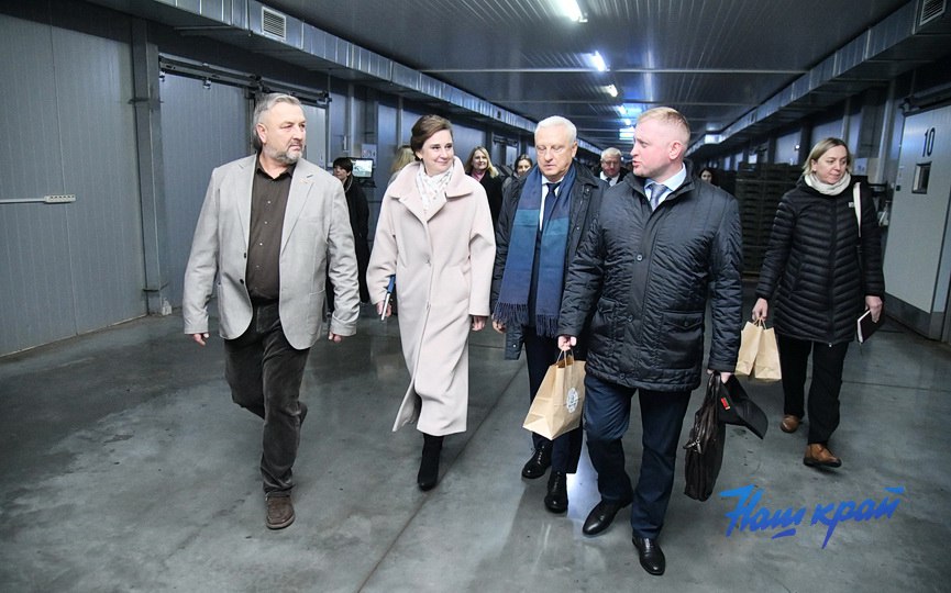 2025-11-28_16-40-40 (6).jpg