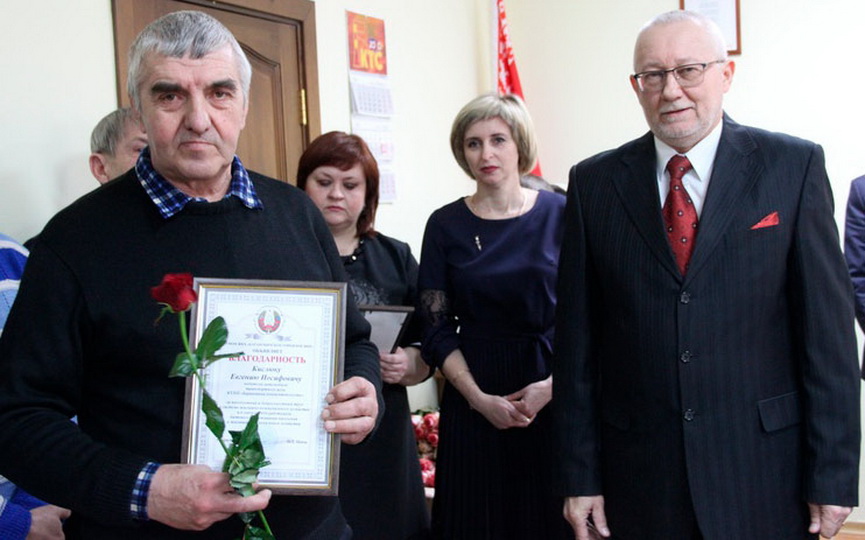8-nagrady-20-03.jpg