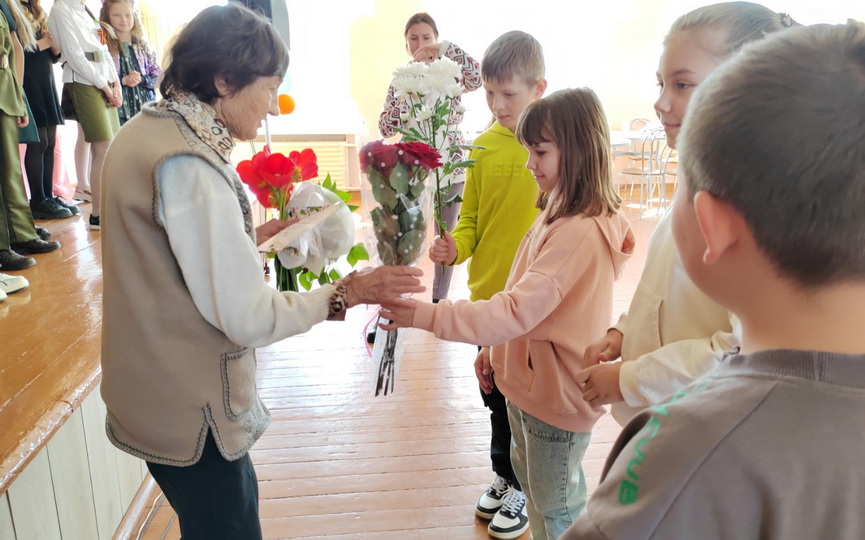 na-prazdnichnyj-koncert-v-ssh-3-goroda-baranovichi-byla-priglashena-uznica_16.jpg