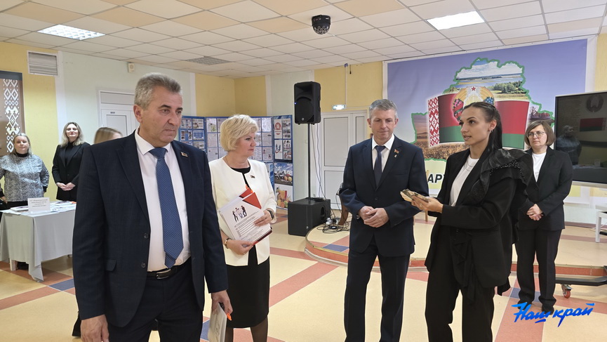 17-10-(18).jpg 17-10-(18).jpg