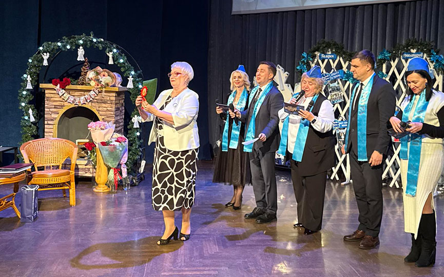 09-01-(2).jpg 09-01-(2).jpg