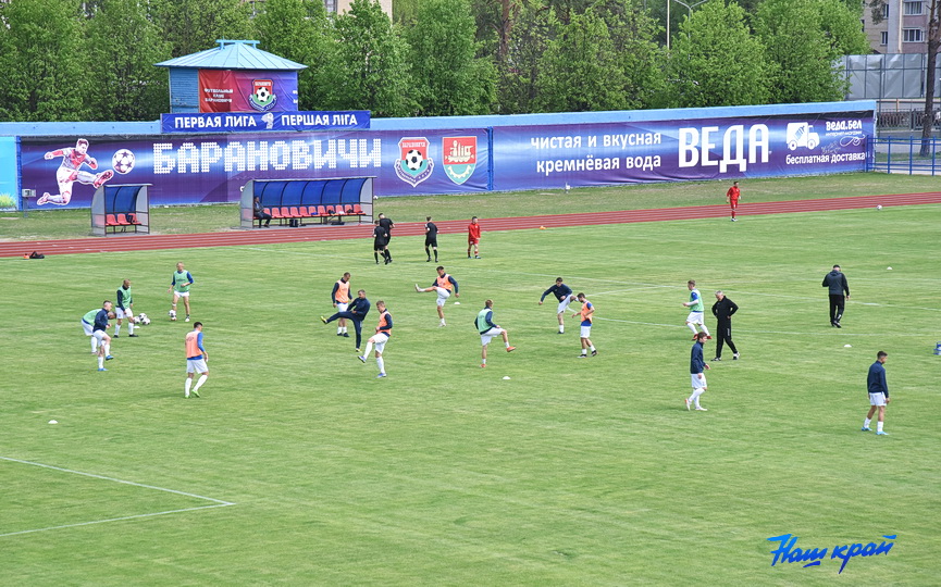 obnovlennyj-stadion-otkryt-v-baranovichakh-posle-rekonstrukcii_08.JPG