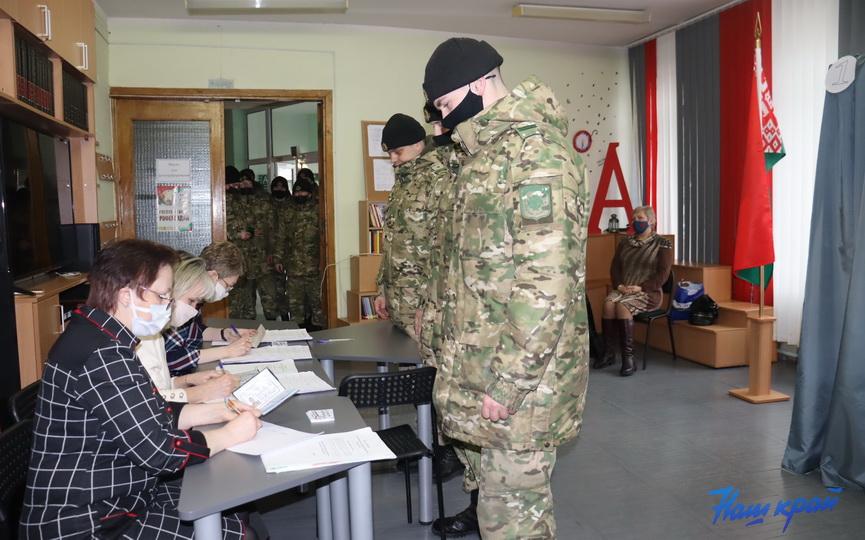 golosovanie-23-02_4.JPG