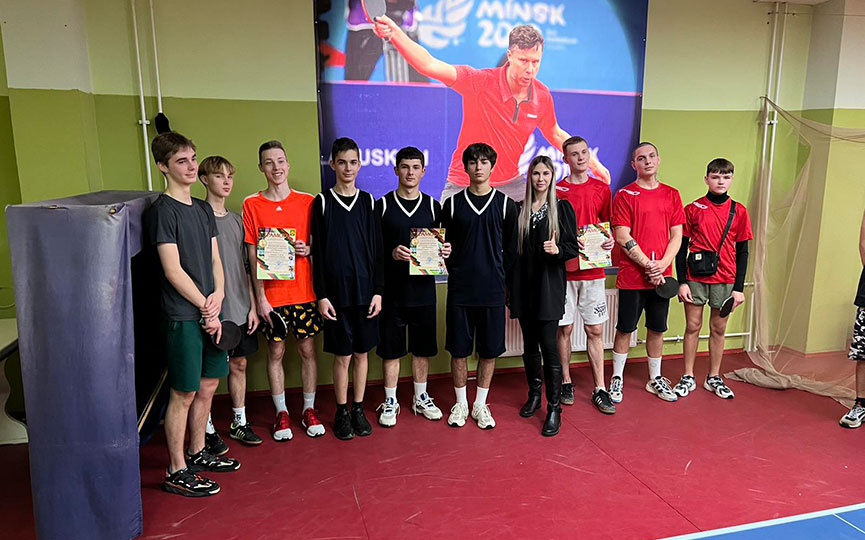 tennis-1.jpg