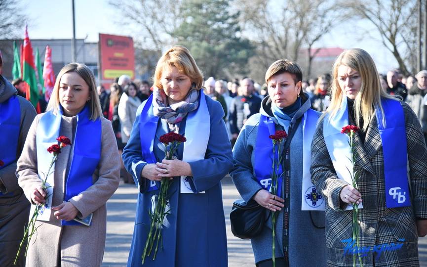 miting-vozlozhenie-skorbyaschaya-(16).JPG