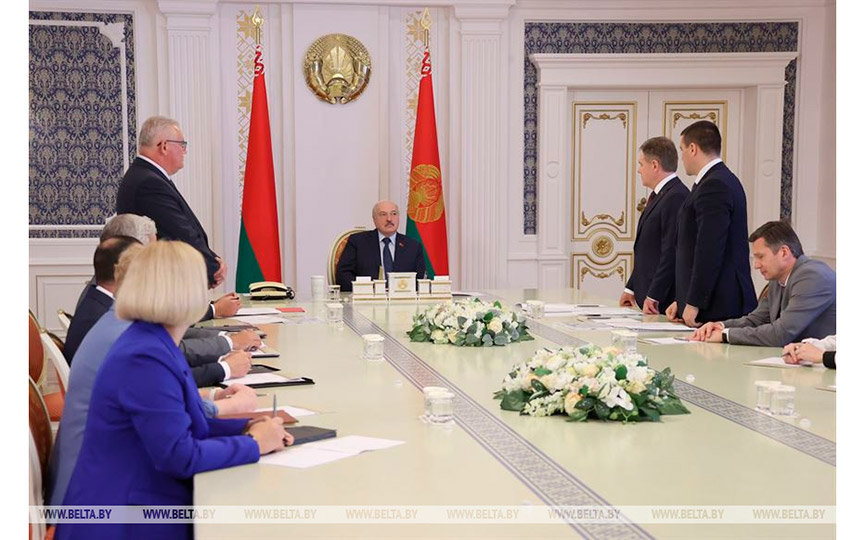 aleksandr-lukashenko-poruchil-do-konca-goda-okonchatelno-opredelitsya-s-pravilami-vstupitelnoj-kampanii-2023.jpg