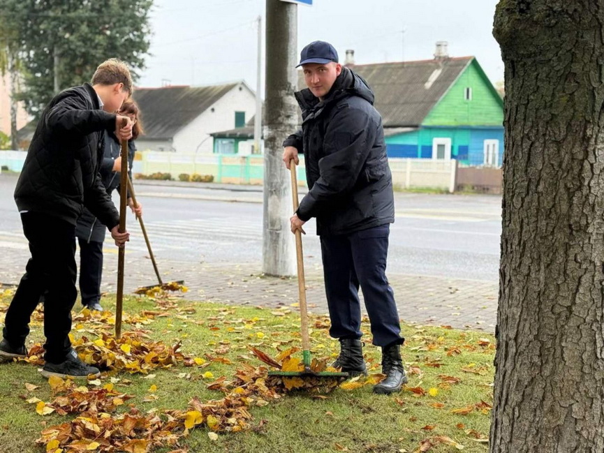 2025-10-17_18-45-11).jpg 2025-10-17_18-45-11).jpg