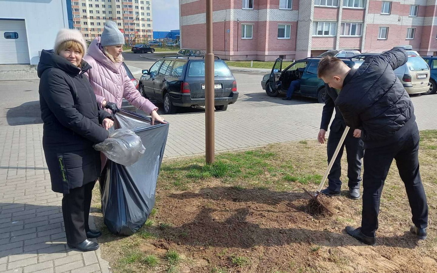 kollektiv-srednej-shkoly-1-prinyal-uchastie-v-mesyachnike_04.jpg