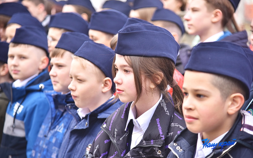 memorialnuyu-dosku-v-chest-znamenitogo-zemlyaka-otkryli-v-baranovichakh_01.JPG