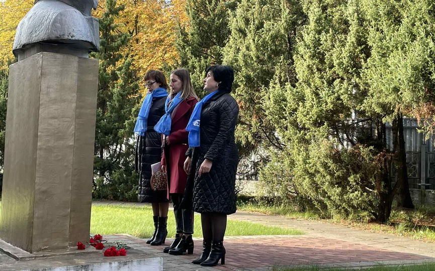 vozlozhenie30-09-2_3.jpg vozlozhenie30-09-2_3.jpg