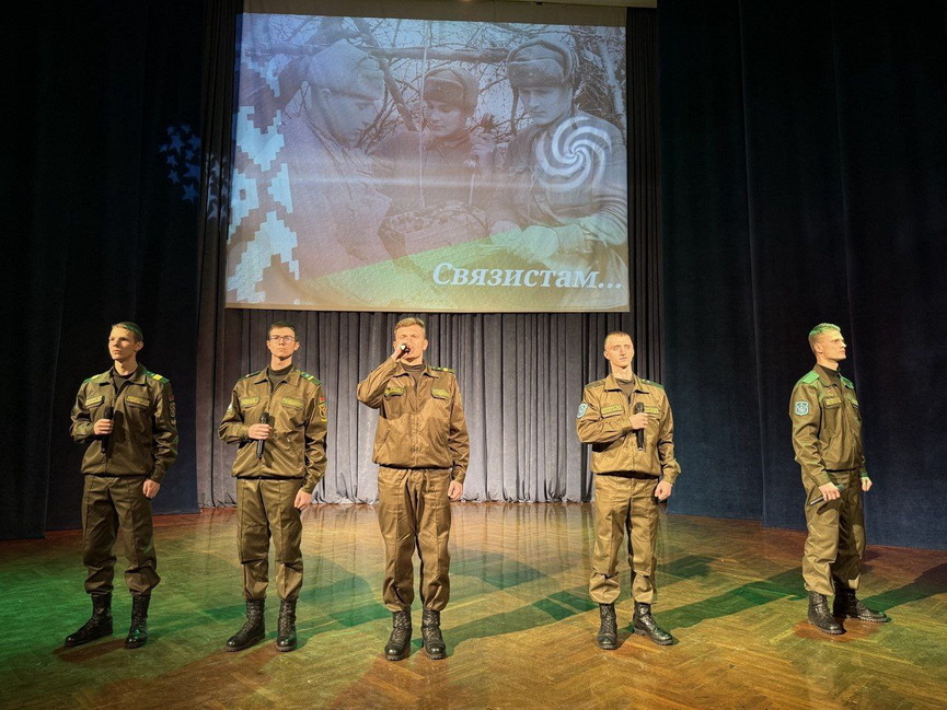 photo_2025-10-16_21-32-42 (3).jpg photo_2025-10-16_21-32-42 (3).jpg